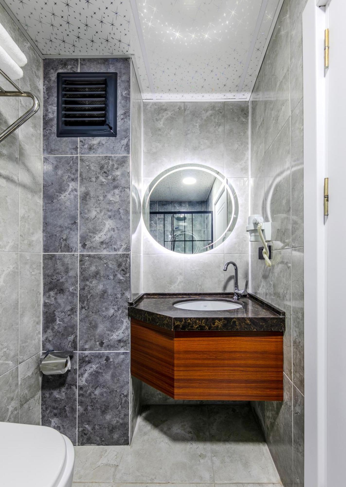 Готель Med Life Istanbul Airport Arnavutkoy